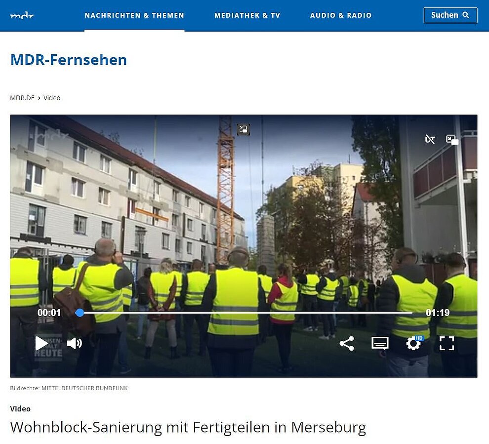 Screenshot vom MDR Videobeitrag: Wohnblock-Sanierung mit Fertigteilen in Merseburg 